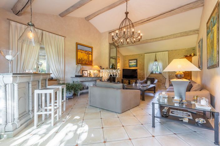 Image No.8-5 Bed Property for sale