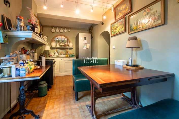 Image No.9-2 Bed House for sale