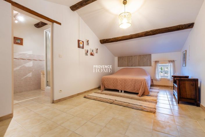 Image No.12-Maison de 5 chambres à vendre à Gordes