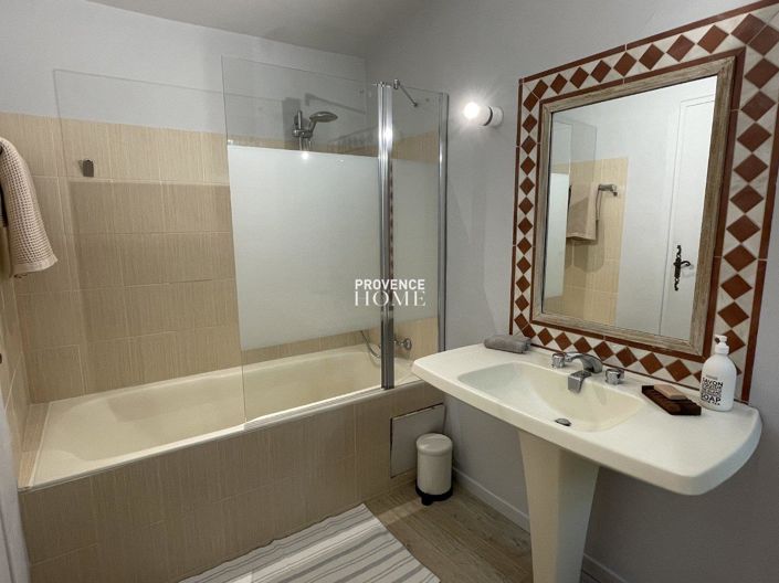 Image No.16-3 Bed House for sale