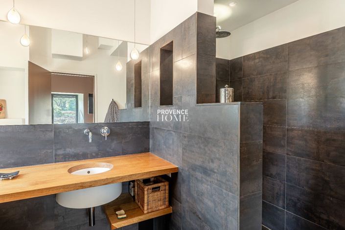 Image No.15-3 Bed House for sale