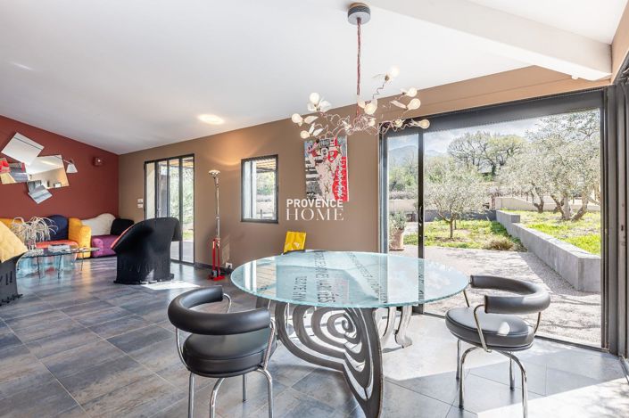 Image No.7-3 Bed House for sale