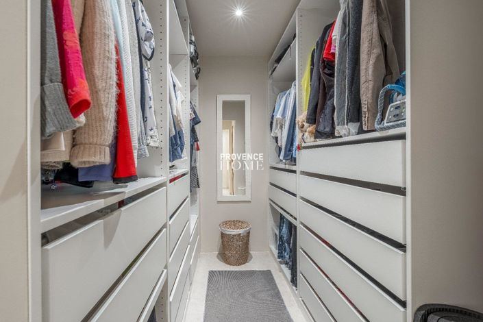 Image No.17-Maison de 6 chambres à vendre à Saumane-de-Vaucluse