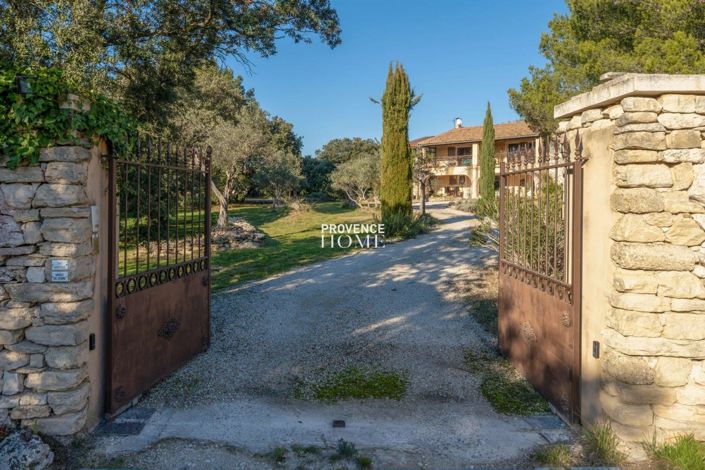 Image No.11-6 Bed House for sale