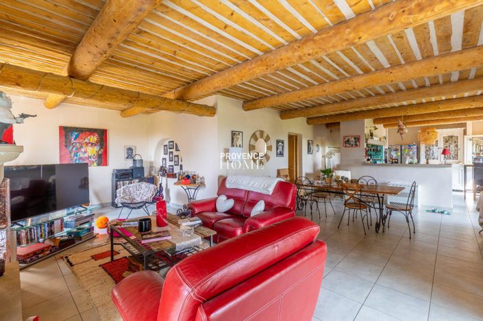 Image No.6-6 Bed House for sale