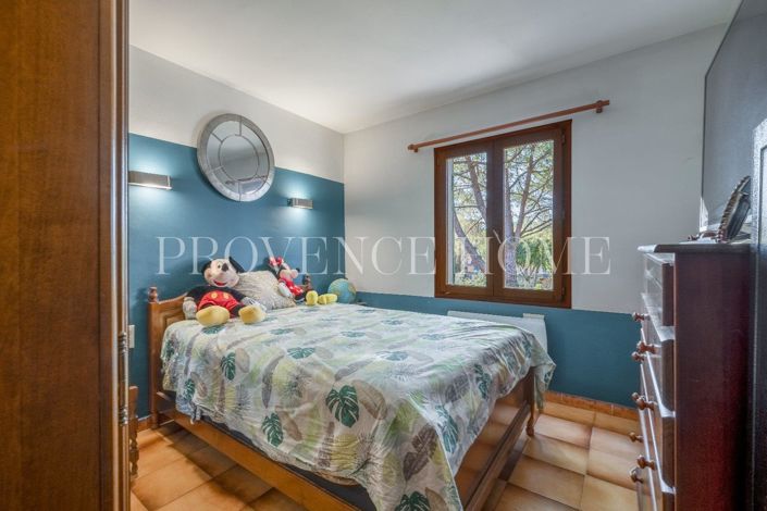 Image No.13-3 Bed House for sale