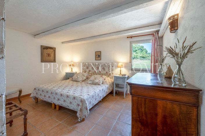 Image No.16-7 Bed House for sale