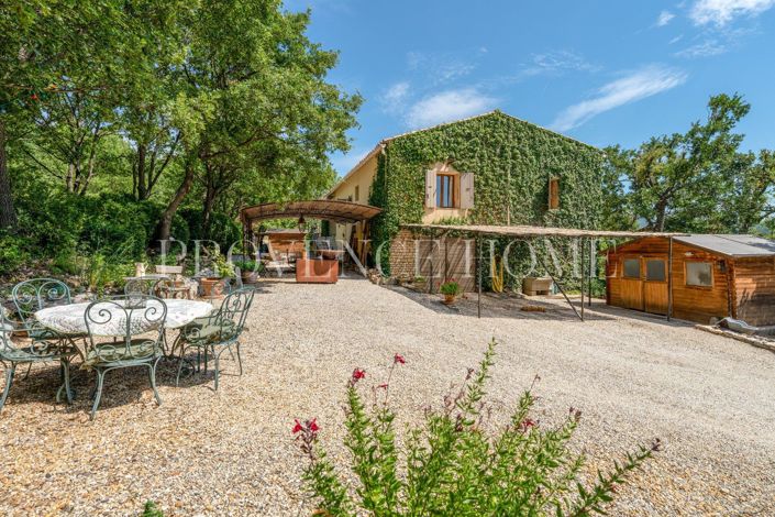 Image No.19-7 Bed House for sale