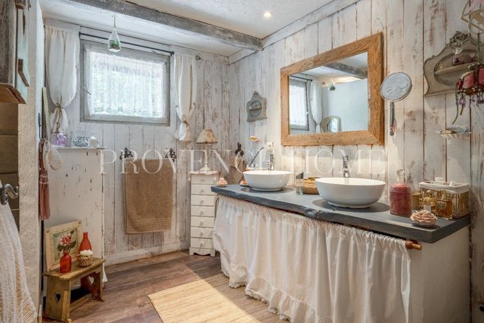 Image No.9-7 Bed House for sale