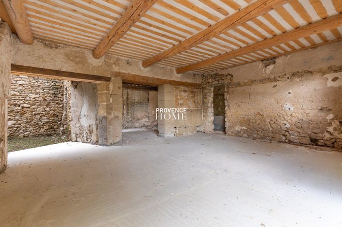 Image No.2-4 Bed House for sale