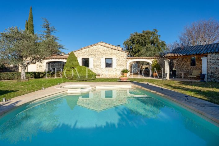 Image No.10-3 Bed House for sale