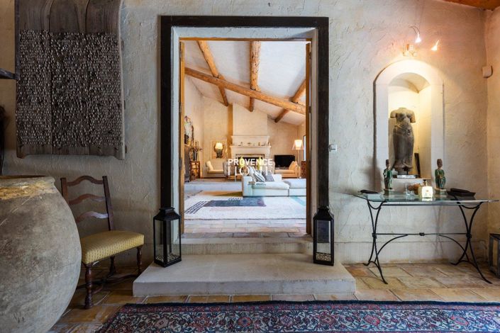 Image No.5-8 Bed House for sale