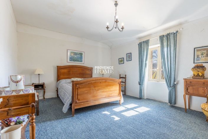 Image No.9-4 Bed House for sale