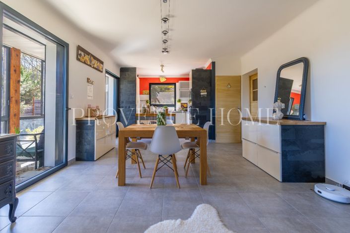 Image No.6-Maison de 5 chambres à vendre à Roussillon