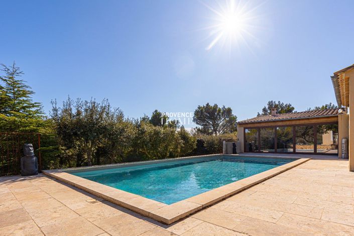 Image No.2-4 Bed House for sale