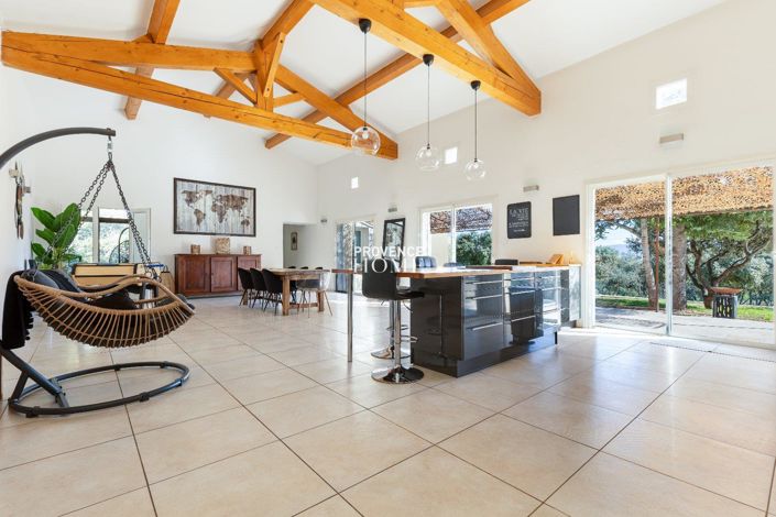 Image No.3-4 Bed House for sale