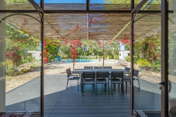 Image No.4-4 Bed Property for sale