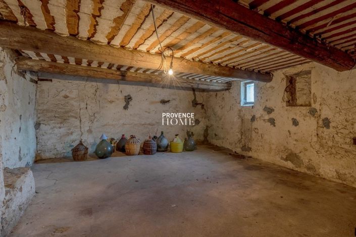 Image No.12-5 Bed House for sale