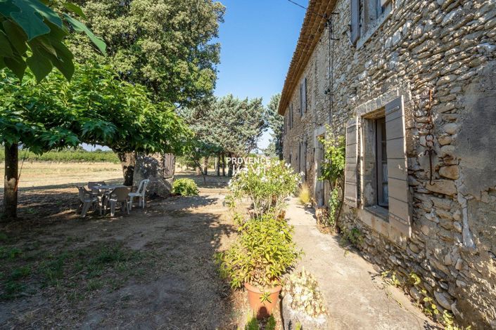 Image No.6-5 Bed House for sale