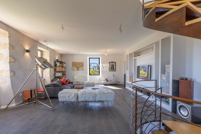 Image No.12-8 Bed House for sale