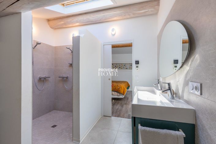 Image No.15-8 Bed House for sale