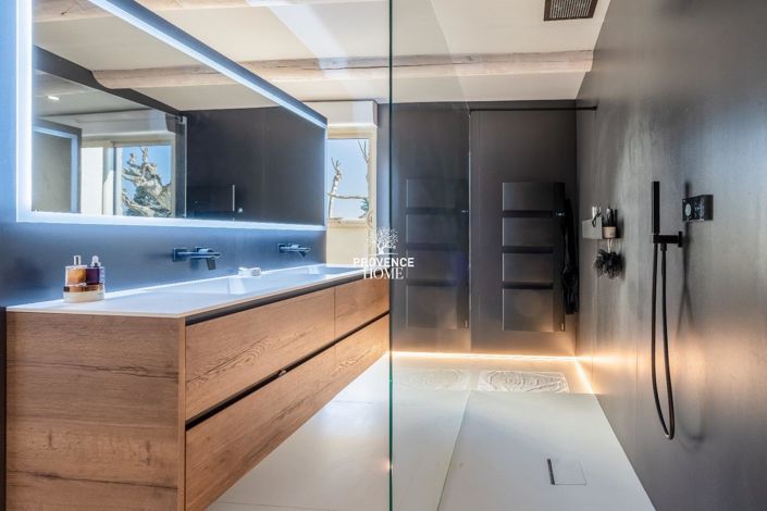 Image No.8-Propriété de 5 chambres à vendre à L'Isle-sur-la-Sorgue