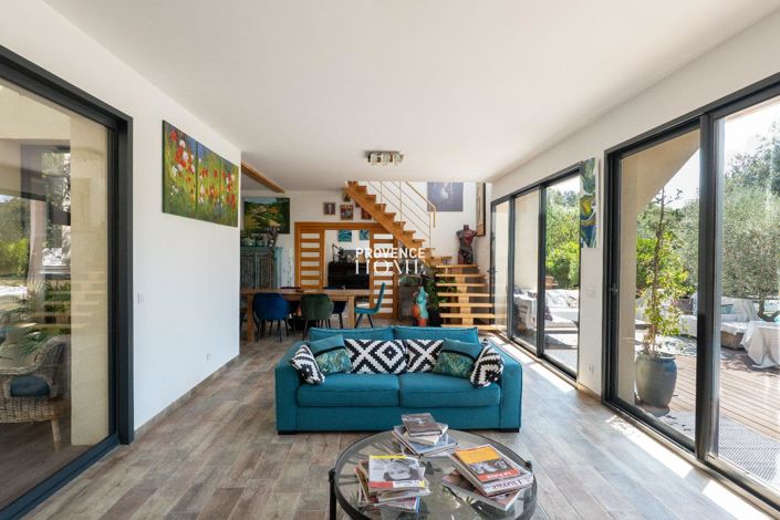 Image No.13-3 Bed House for sale