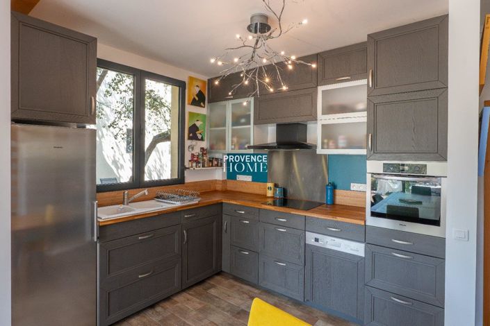 Image No.18-3 Bed House for sale