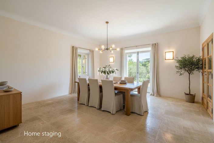 Image No.6-5 Bed House for sale