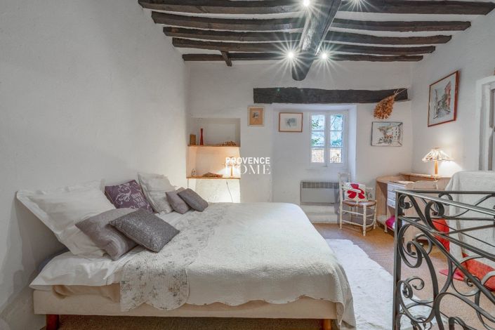 Image No.14-6 Bed Property for sale