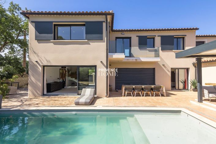 Image No.17-3 Bed House for sale