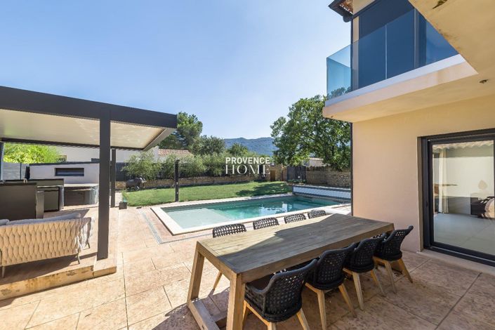 Image No.2-3 Bed House for sale