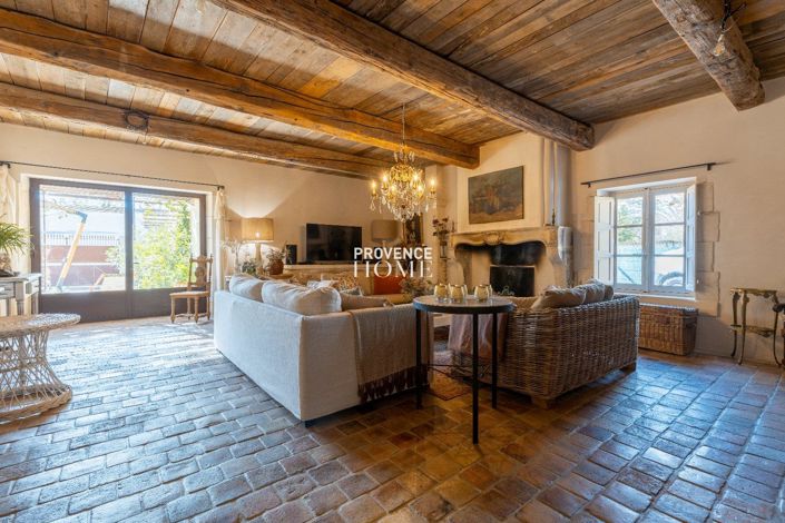 Image No.7-5 Bed House for sale