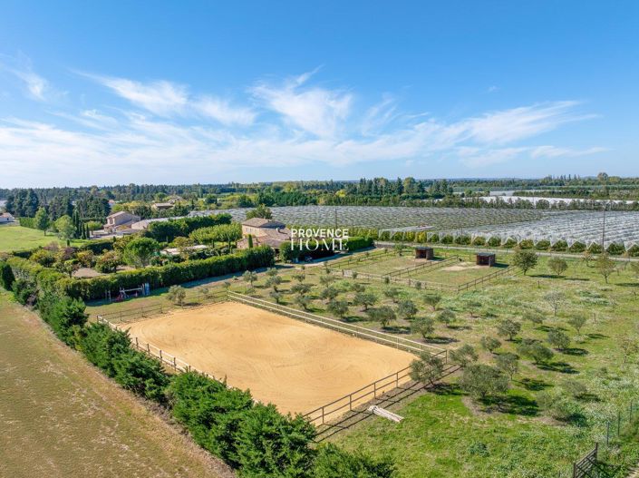 Image No.2-4 Bed Property for sale