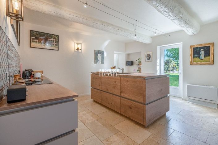 Image No.6-4 Bed Property for sale