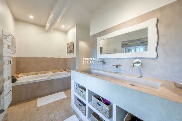 Image No.8-Propriété de 4 chambres à vendre à Lagnes