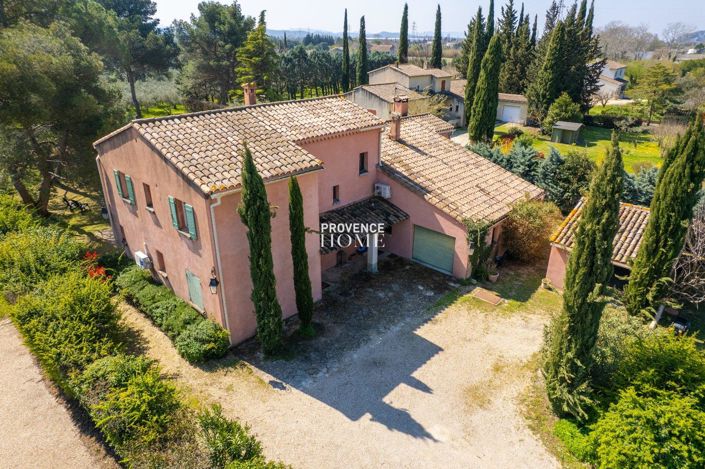 Image No.12-5 Bed Property for sale