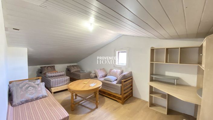 Image No.14-3 Bed House for sale