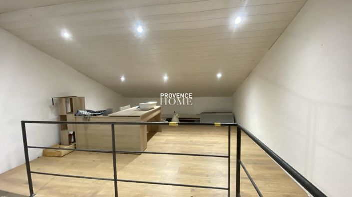 Image No.15-3 Bed House for sale