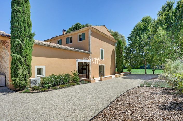 Image No.2-Propriété de 7 chambres à vendre à Roussillon