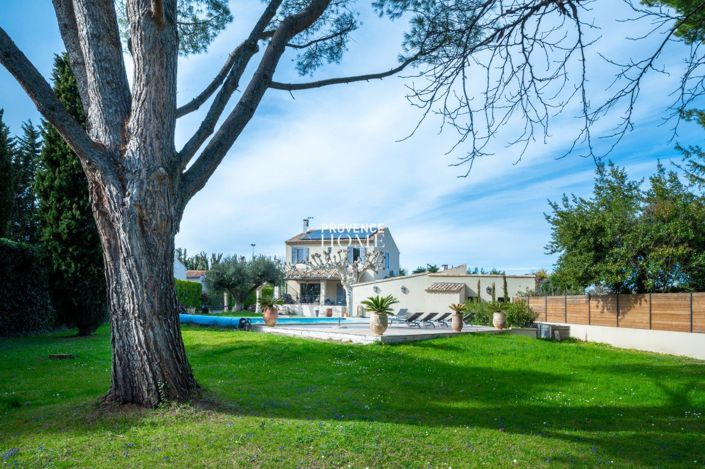 Image No.20-5 Bed House for sale