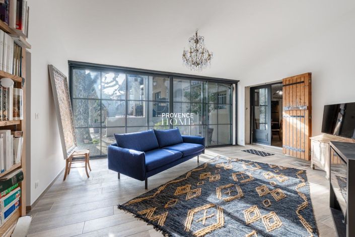 Image No.7-5 Bed House for sale