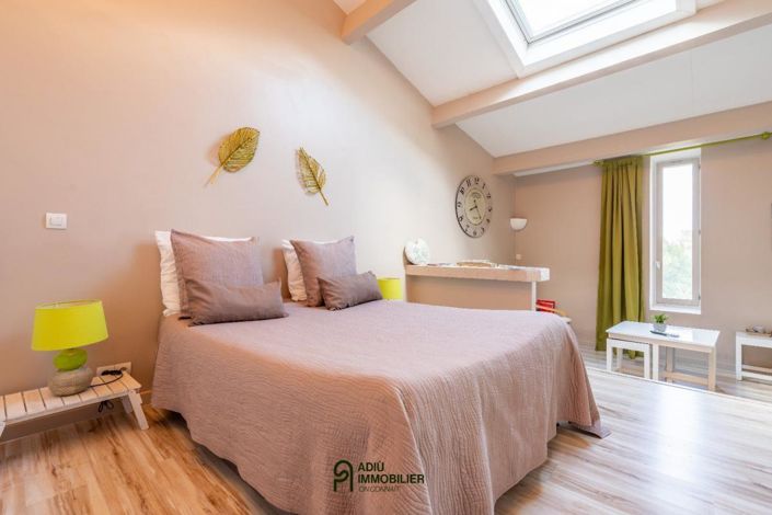 Image No.11-6 Bed House for sale