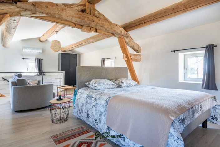 Image No.14-6 Bed House for sale