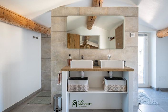 Image No.15-6 Bed House for sale