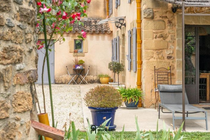 Image No.19-3 Bed House for sale