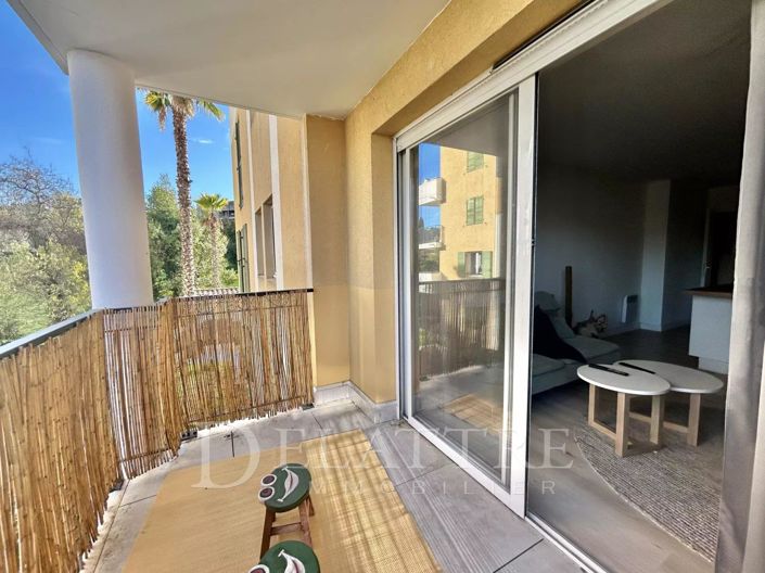 Image No.3-Appartement de 2 chambres à vendre à Grasse