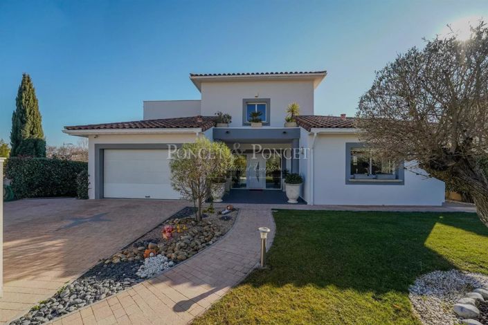 Image No.4-4 Bed House for sale