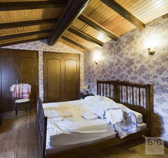 Image No.11-5 Bed House for sale