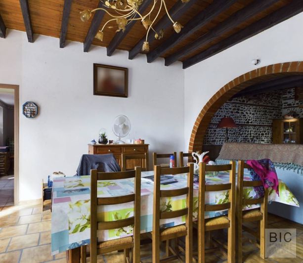 Image No.5-5 Bed House for sale